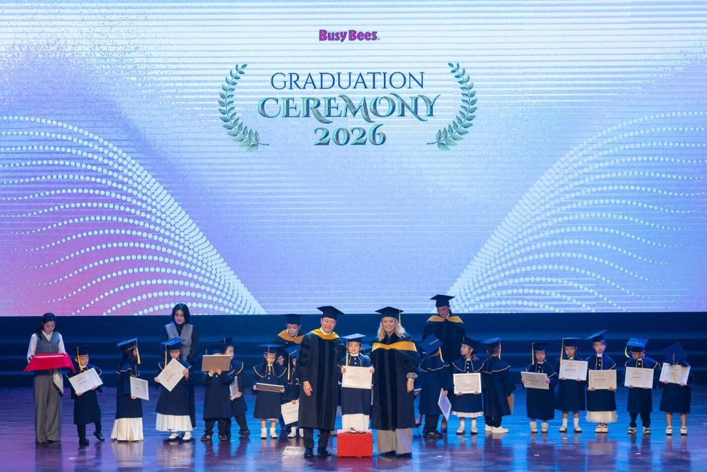 Graduation-ceremony-2026-busy-bees-02